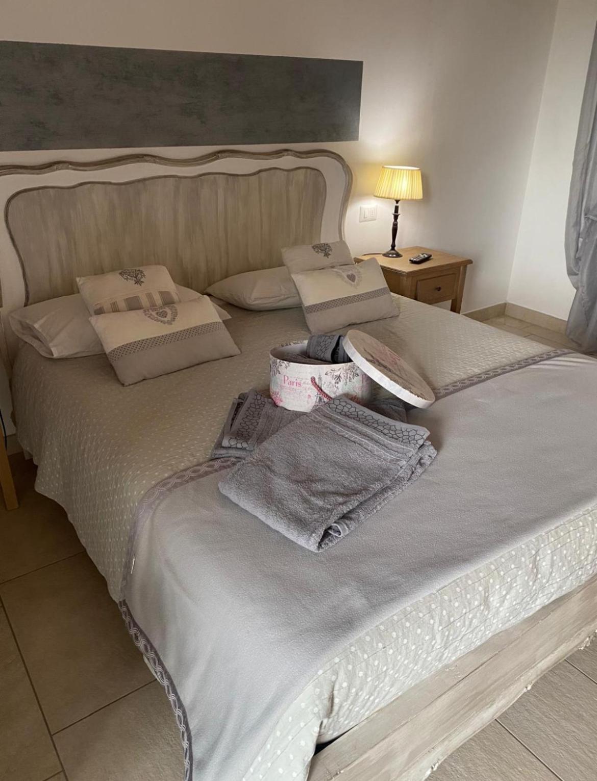 Orchidea Del Garda Rooms & Apartments 페스키에라델가르다 외부 사진