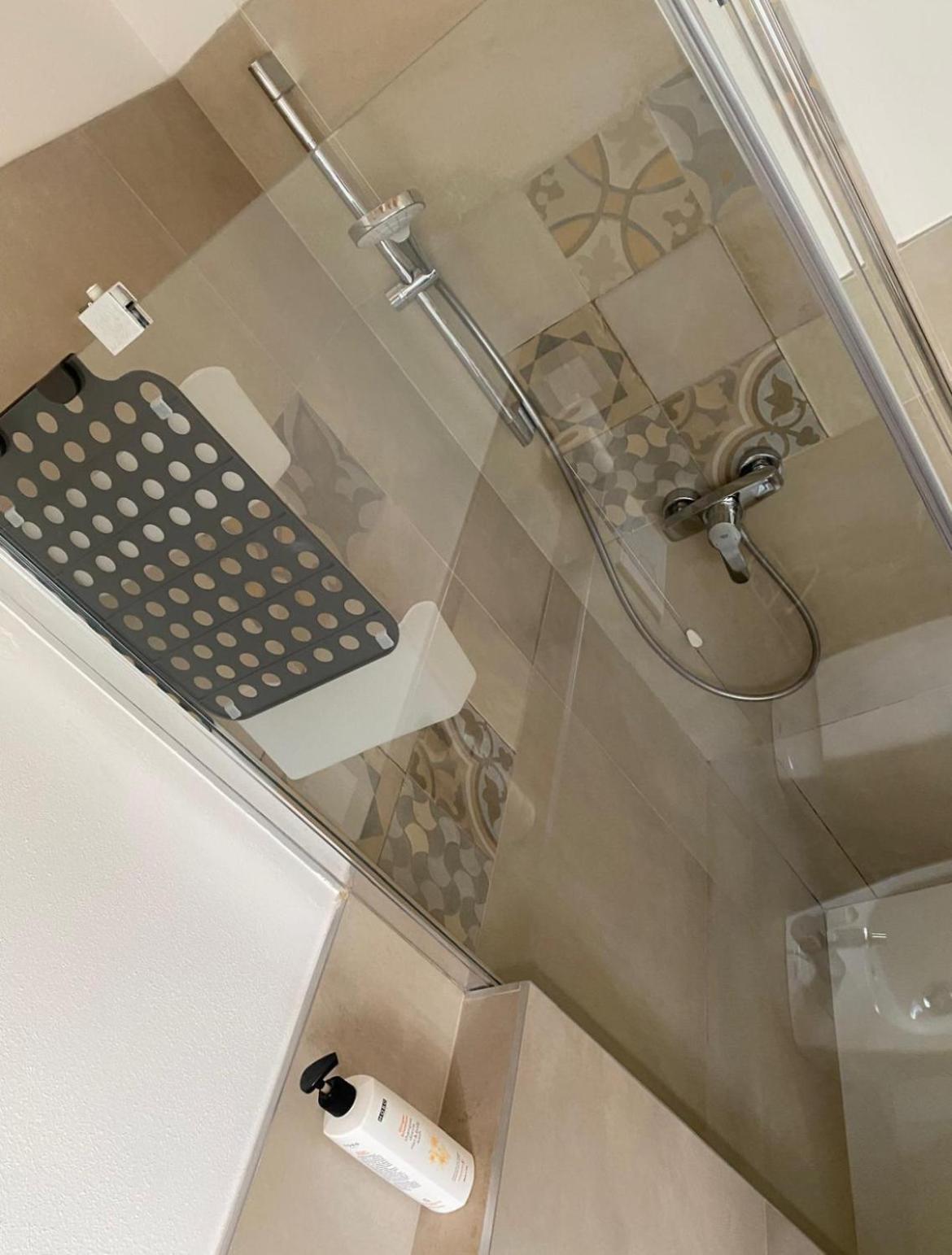 Orchidea Del Garda Rooms & Apartments 페스키에라델가르다 외부 사진